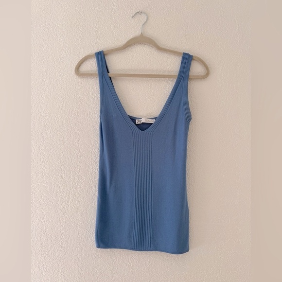 Zara Blue Sleeveless Top V-neck Size Small - Picture 8 of 8